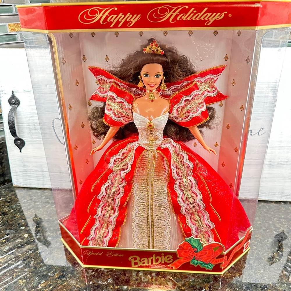 Barbie Holiday Special Edition in Red and Gold
